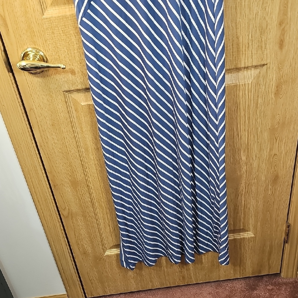 Chadwicks Navy and White Maxi Dress - Picture 7 of 7